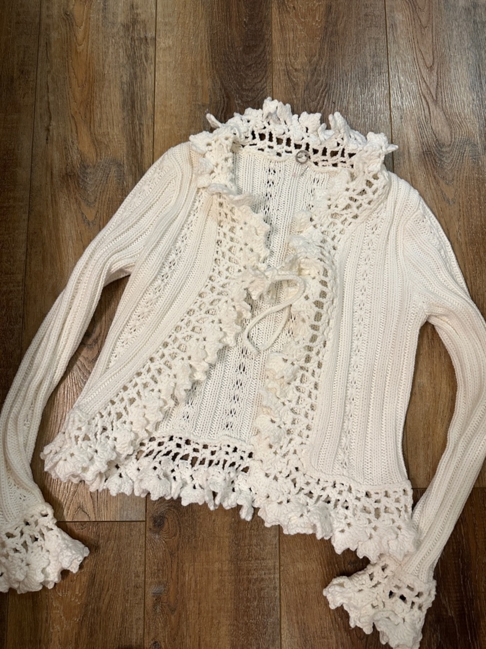 One Girl Who White Crochet-Trim Tie-Front Cardigan Medium festival boho